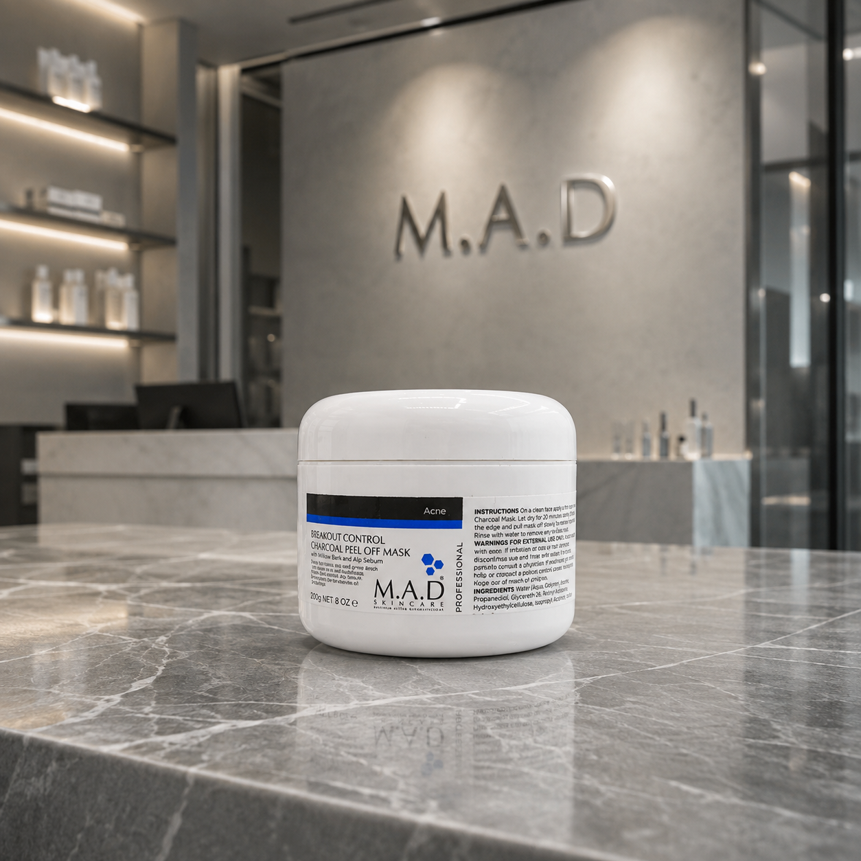ماسک لایه بردار (peel off) ذغال ام ای دی M.A.D حجم 240 گرم ماسک-لایه-بردار-(peeloff)-ذغال-ام-ای-دی