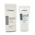 ضد آفتاب فلوئیدی وایت ویت برند ویتالایر SPF50+ بی رنگ حجم 50 میل